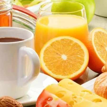 Camino House Bed & Breakfast 3*