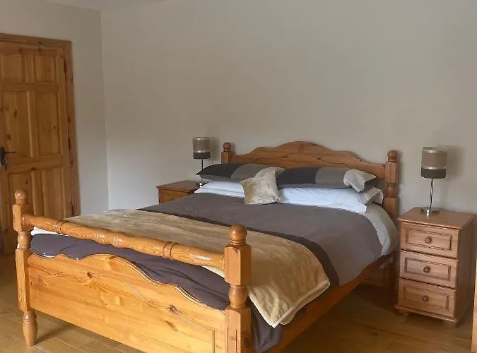 فندق مبيت وإفطار Camino House 3*