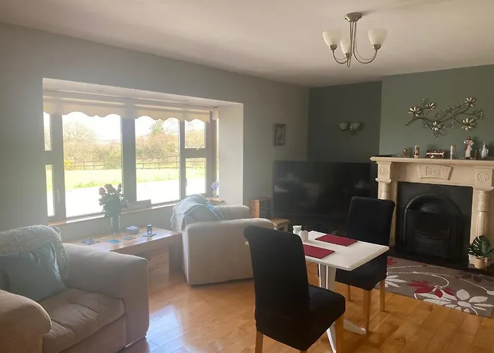 Camino House ترالي