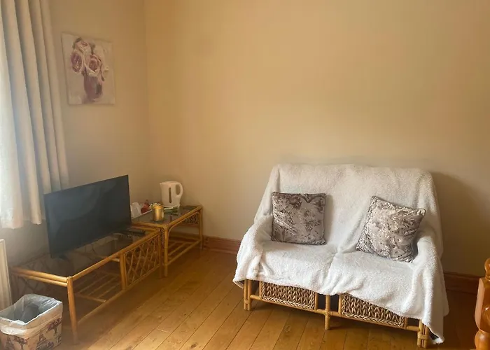 Camino House 3*